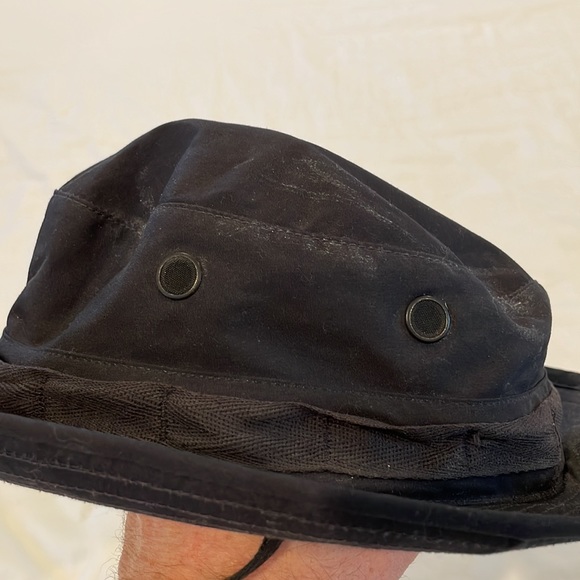 Black Hat Size 7-1/2 Black Adjustable Strap Vented on Sides - Picture 4 of 4